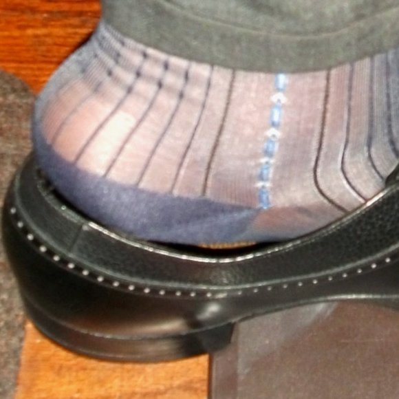 2PR Men's Sheer Char/Navy Thick N Thin with Pattern, Cap Toe & Heel Socks 10-13 - Picture 10 of 13